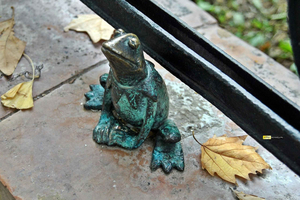Mini Statue Hunt in Budapest Private Walking Tour