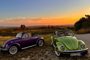 Night lights of Budapest with a Vintage Beetle