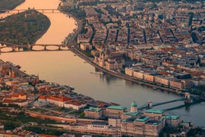vuelo panorámico y cena a la luz de las velas para dos