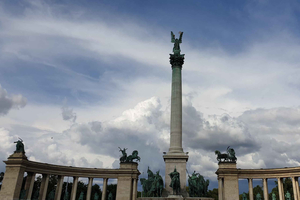 The Ultimate Private Kickstart Tour of Budapest