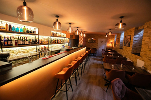 Dania's Table Restaurant & Bar Budapest