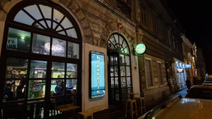 HOPAHOLIC Craft Beer Bar & Food Budapest