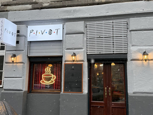 Pivot Café & Uyghur Cuisine