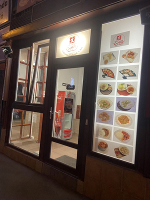 Sinh Vietnamese Restaurant n’ Bar