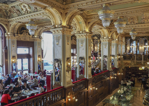 White Salon Restaurant