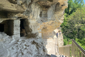 Tour del monastero rupestre di Alaja da Varna