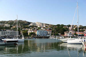 Balchik: Boat Cruise with Lunch and Drinks