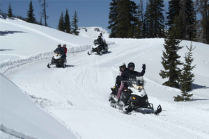 Borovets: Aventura em mota de neve