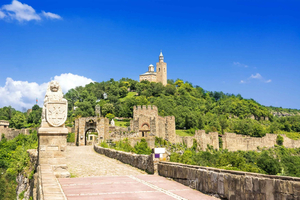 Bucharest: Bulgaria & Veliko Tarnovo - Private Tour