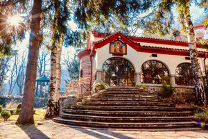 From Sofia: Alekov Waterfall & Dragalevski Monastery Tour