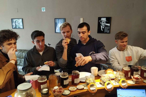 Premium honey and herbal tea tasting