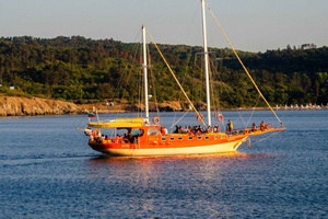 Sozopol: 3-stündige Yachtfahrt in der Paradiesbucht mit Schwimmen