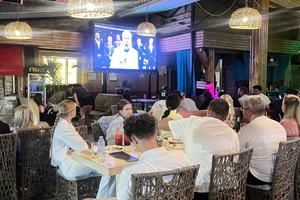 Sunny Beach: Pub Quiz Dinner Show