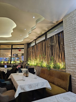Chilli Peppers Bar & Dinner