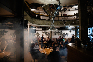Cosmos Restaurant / Космос