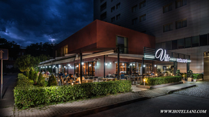 Hotel Sani Хотел