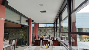 Uva Nestum Enoteca Restaurant