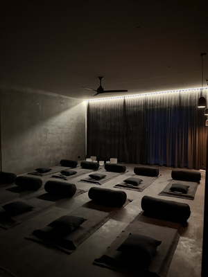 SUR—UNDER | Breathwork Studio