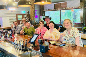 From Cairns: Atherton Tablelands Food and Wine Tasting Tour