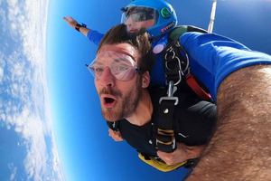 Da Cairns: Esperienza di paracadutismo in tandem su Mission Beach