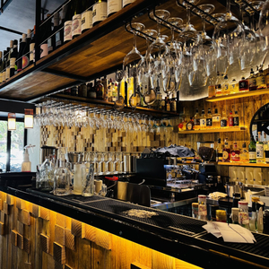 KOI Bar & Restaurant