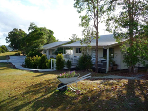 Tinaroo Sunset Retreat