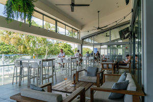 Trinity Beach Tavern