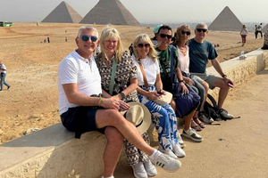 From Hurghada: Private Family Trip to Giza Pyramids & GEM