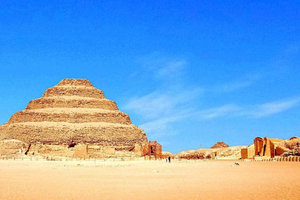 Port Saidista: Gizan pyramidit ja Sakkara yksityinen päiväretki