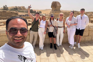 Hurghada to Inside Khufu Pyramid , Old Cairo & bazar