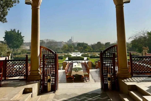 Almoço VIP com Cidadela de Saladino e Vista para o Jardim