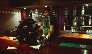 Almaz Restaurant & Bar