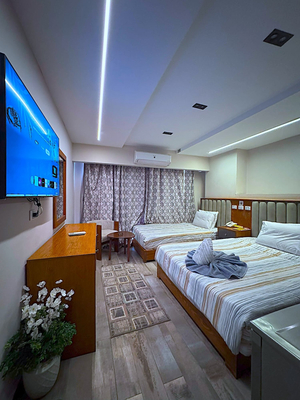 Garden city plaza hotel
