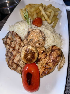SOLO Café & Restaurant