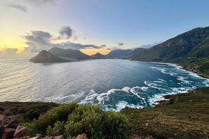 Chapman’s Peak Drive Private Scenic Tour in Luxury Vehicle
