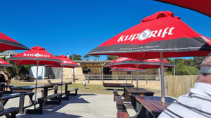 Big Barrel Pub and Stables Restaurant We moved to Joostenbergvlakte - See Die Barrel in die vlakte