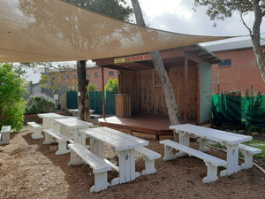 Bushpub & Grill