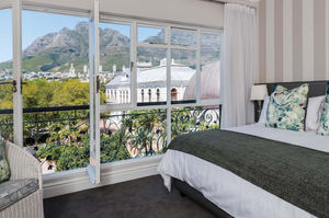 Cape Town Hollow