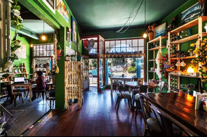 Chalk and Cheese Café