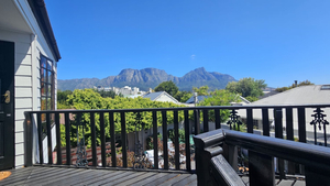 Harfield Guest Villa