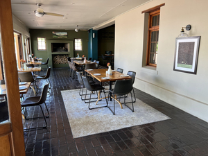 Le Pommier Restaurant
