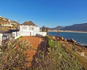The Upper Deck at Sunny Cove (#6 at The View in Fish Hoek)