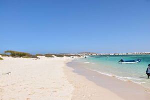Boa Vista 4-Hour Sunset Tour: Djeu Island & Cocktail