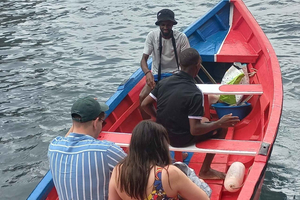 Excursión en barco a la cueva de Aguas Belas + barbacoa