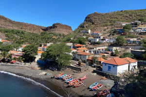 From Praia: Half-day tour to Cidade Velha with tastings and a local workshop