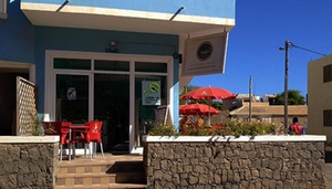 Cafe Bistro