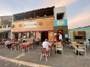 The Colonial - Restaurant & Sports Bar