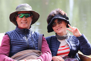 Cambridge: Shared River Tour by UNIVERSITY STUDENT GUIDES