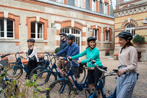 Champagne: E-Bike Champagne Day Tour with Tastings and Lunch