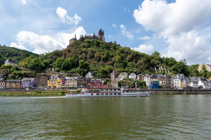 Cochem: KD Panoraamaristeily Mosel-joella illalla